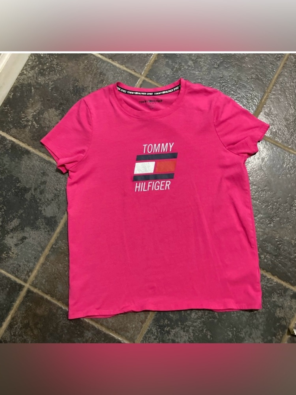 Tommy Hilfiger Hot Pink Logo Tee Women’s Size S